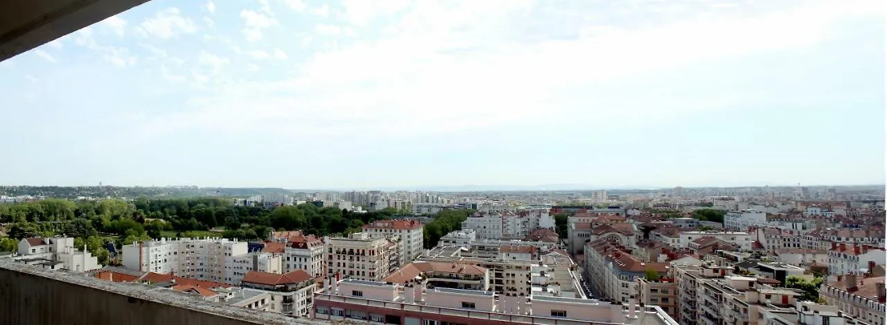 Daire Tour Azalee Otel Lyon