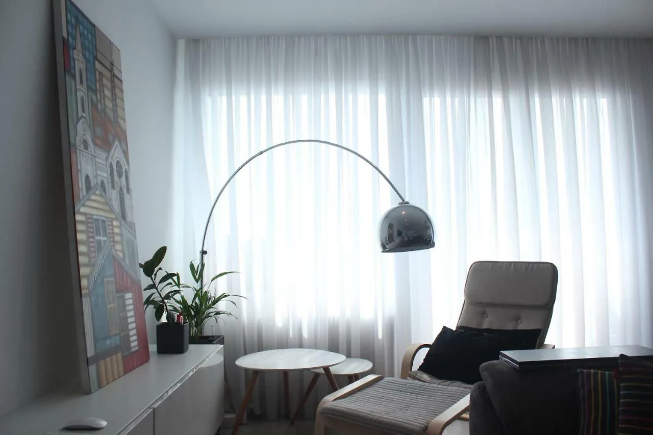 Tour Azalee Otel Lyon Fransa