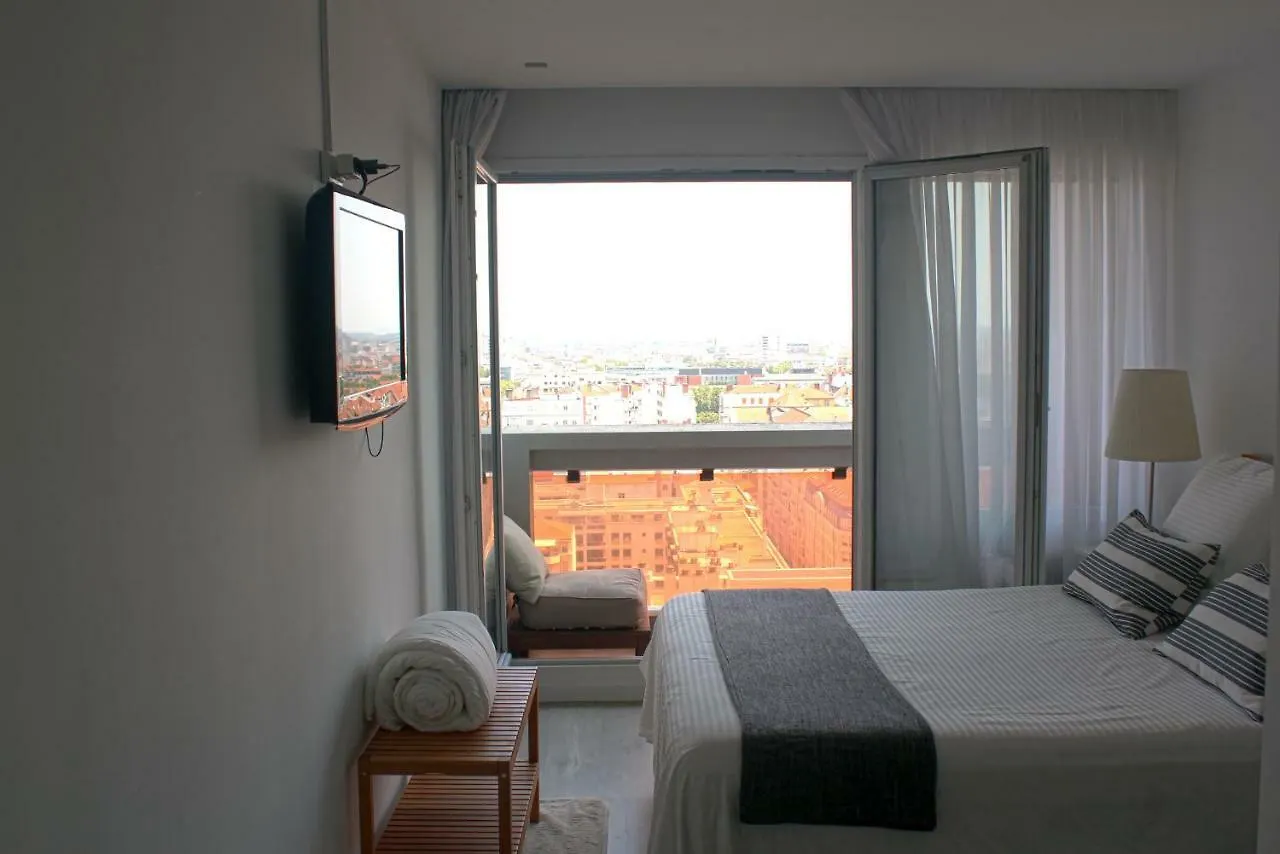 Tour Azalee Otel Lyon 0*,